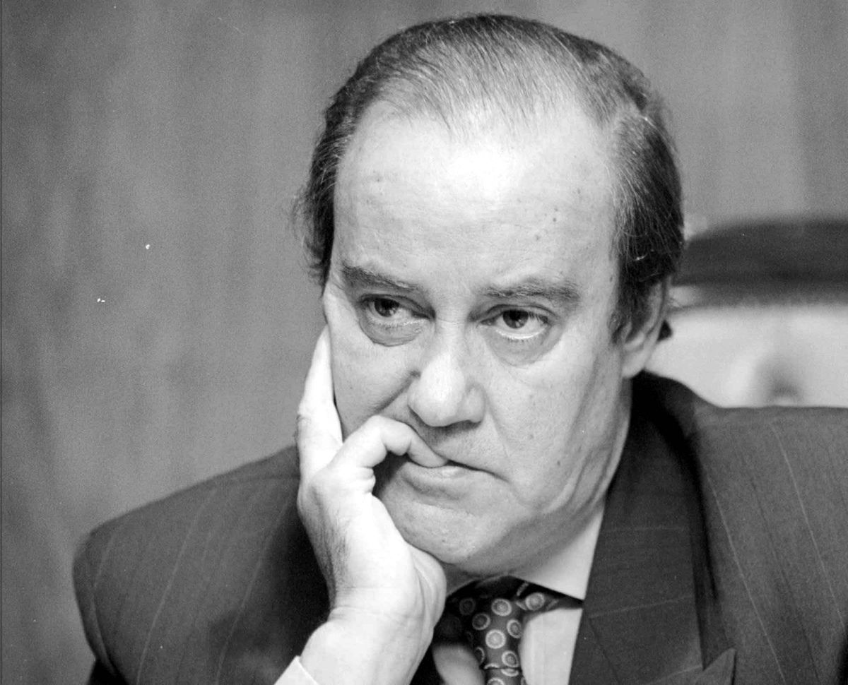 Editorial Pinto da Costa: um gerador de amores e ódios