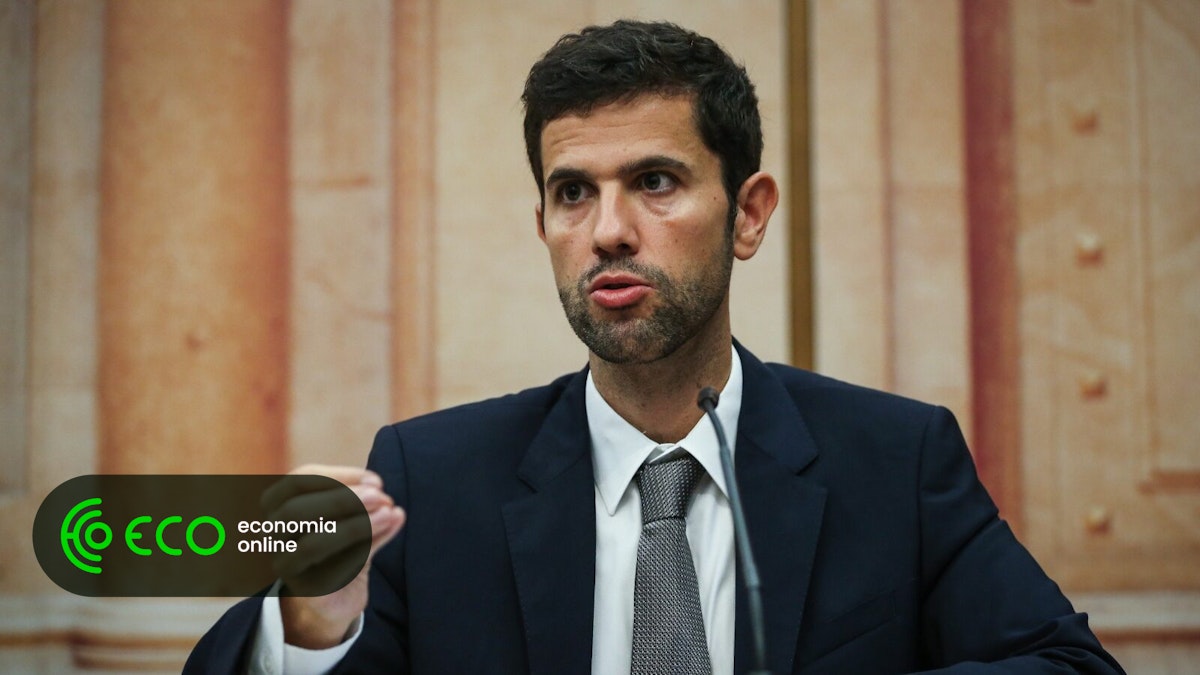 PSD propõe alerta automático a políticos sobre consultas ao seu património