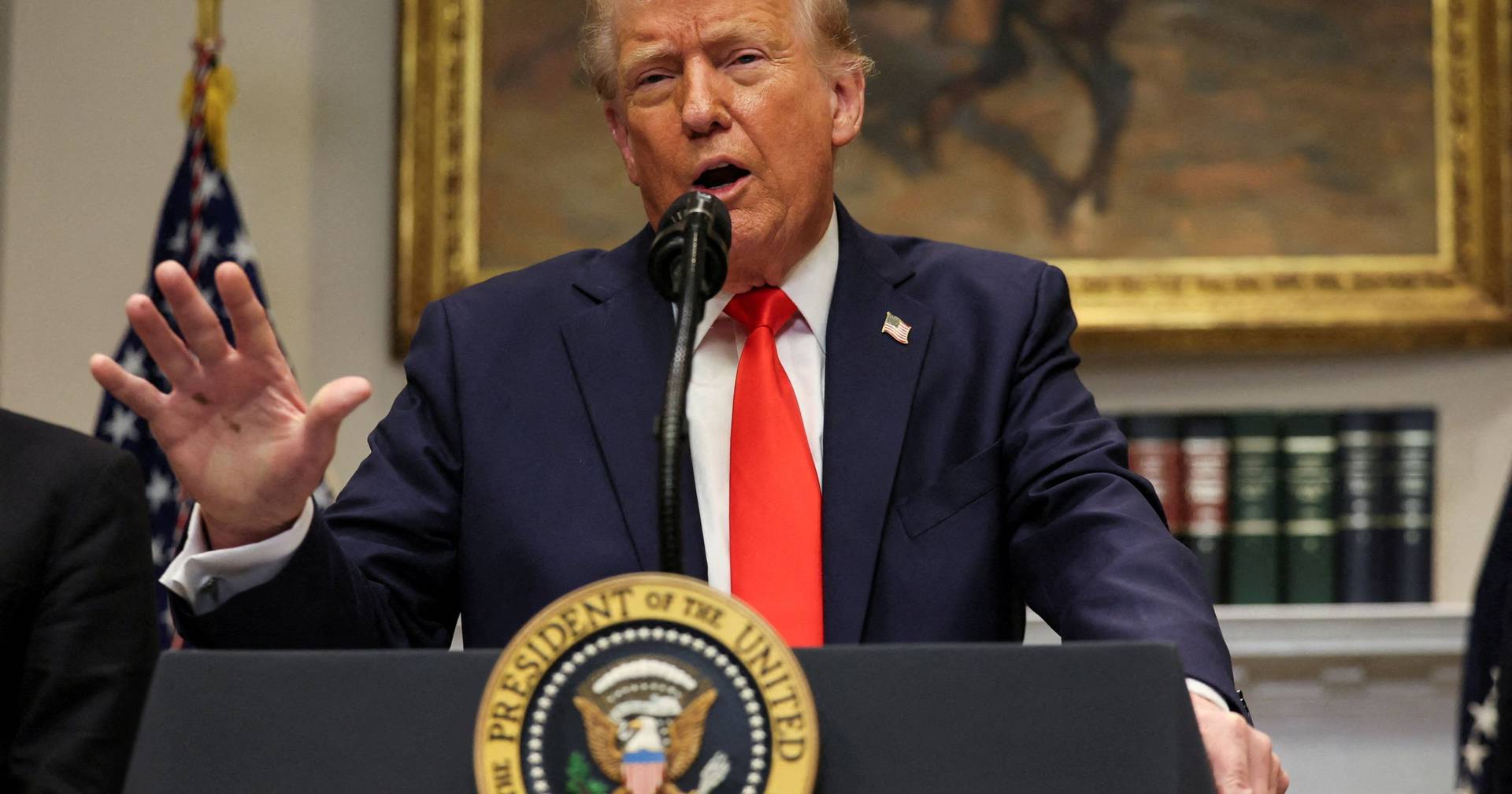 Trump ameaça decretar sanções “em grande escala” contra Rússia para forçar paz