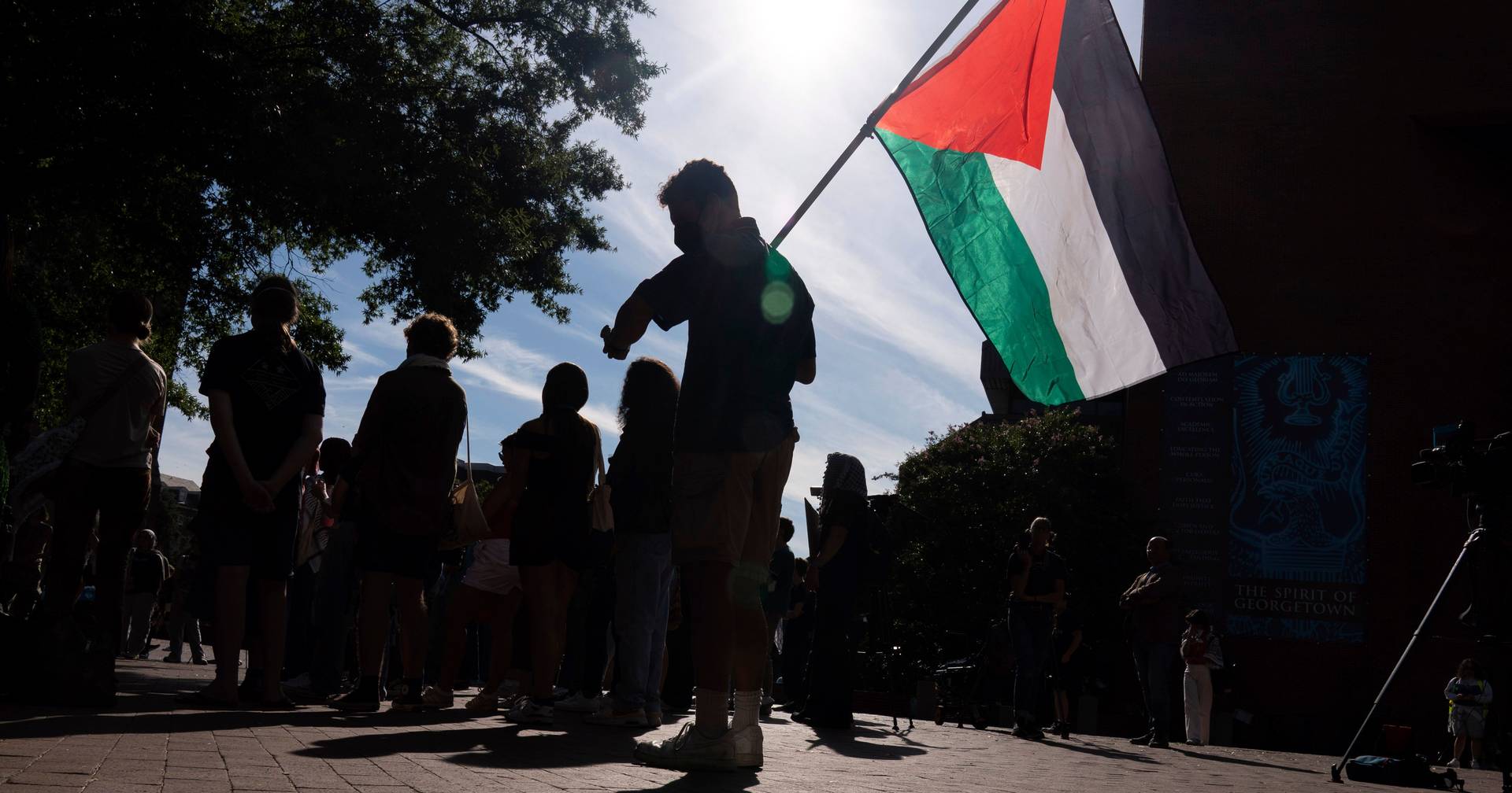 Universidade de Columbia castiga estudantes solidários com Palestina