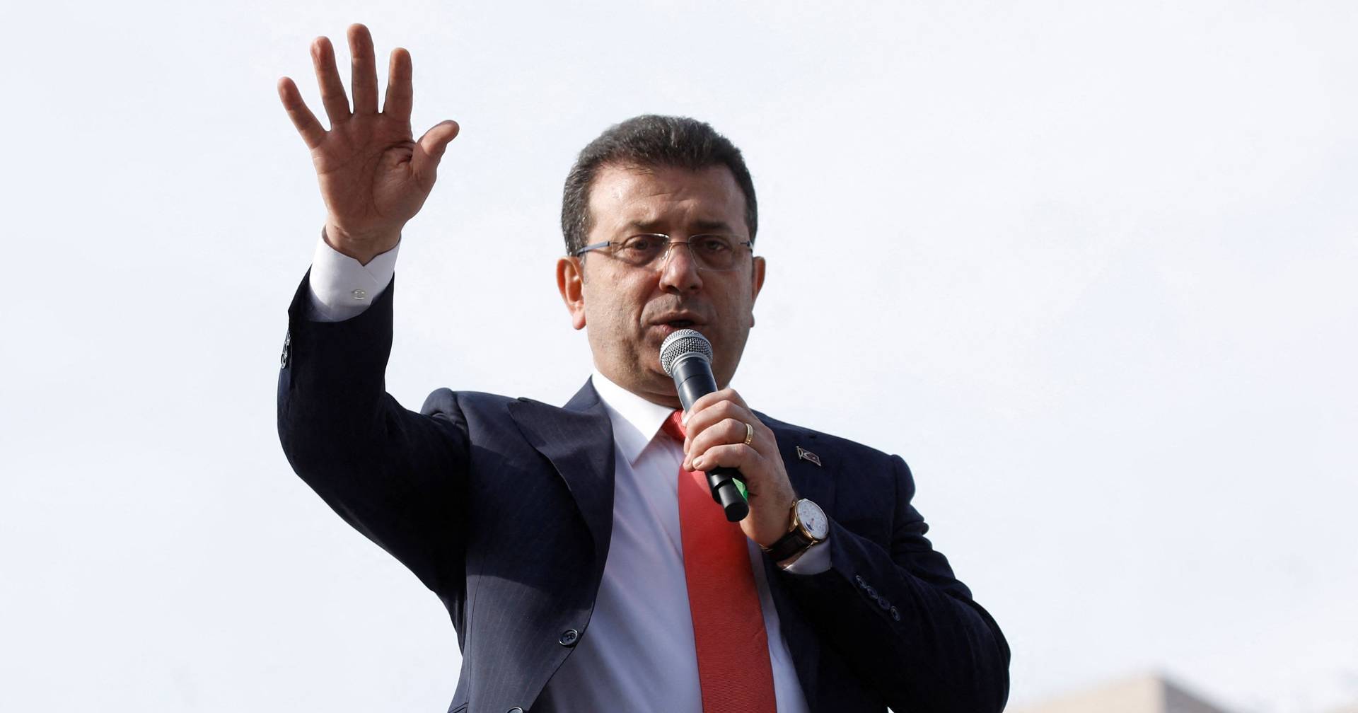 Tribunal turco ordena prisão de opositor político de Erdogan