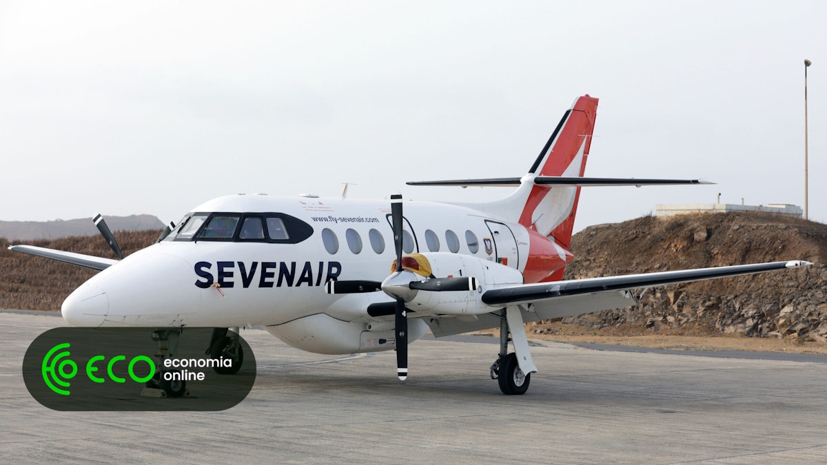 Cascais diz que ANAC valida taxas sobre avião da Sevenair retido em Tires