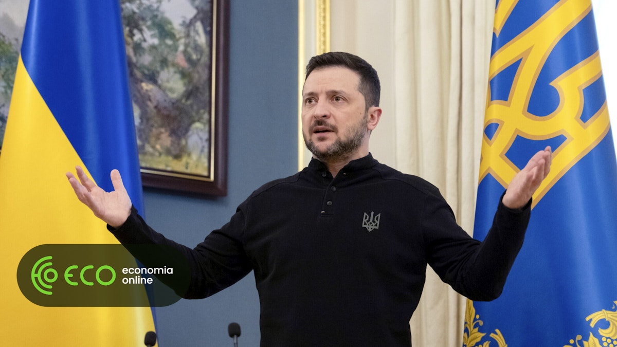 Zelensky está em Londres e vai reunir-se com primeiro-ministro