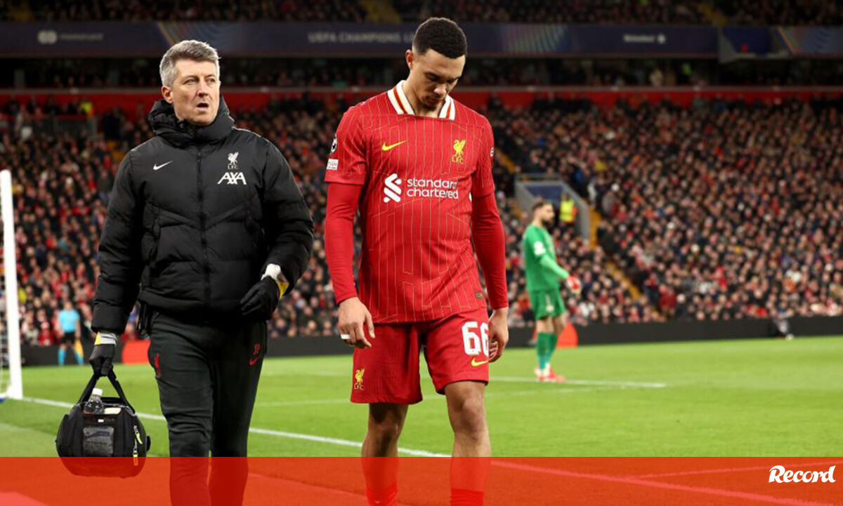 Arne Slot sem Arnold na final da Taça da Liga – Liverpool