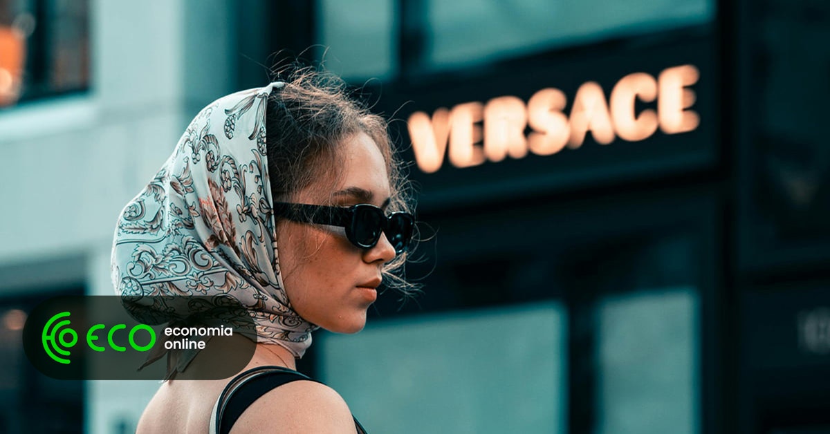 Versace veste Prada? O negócio de 1,5 mil milhões que vem agitar a moda – ECO