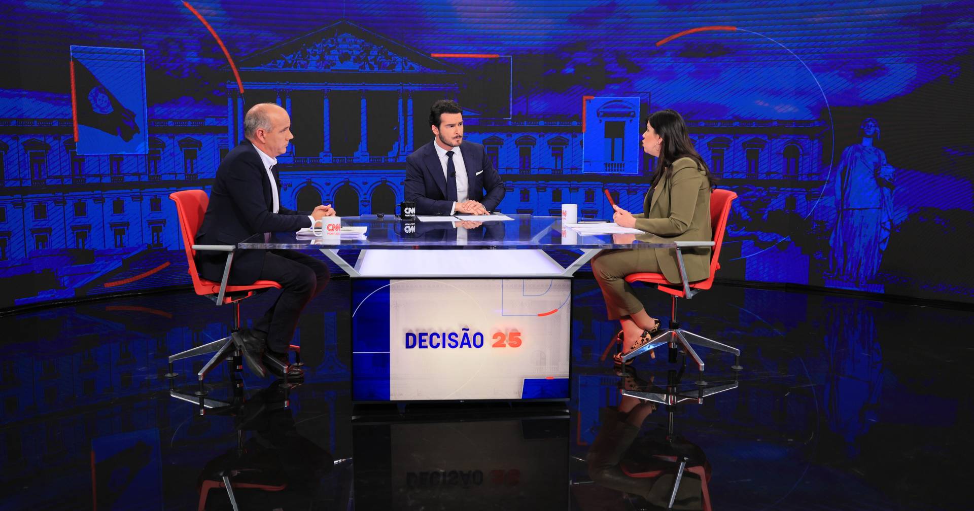 Quem quer ser ecologista? CDU e PAN em desacordo sobre proteção ambiental, touradas e impostos