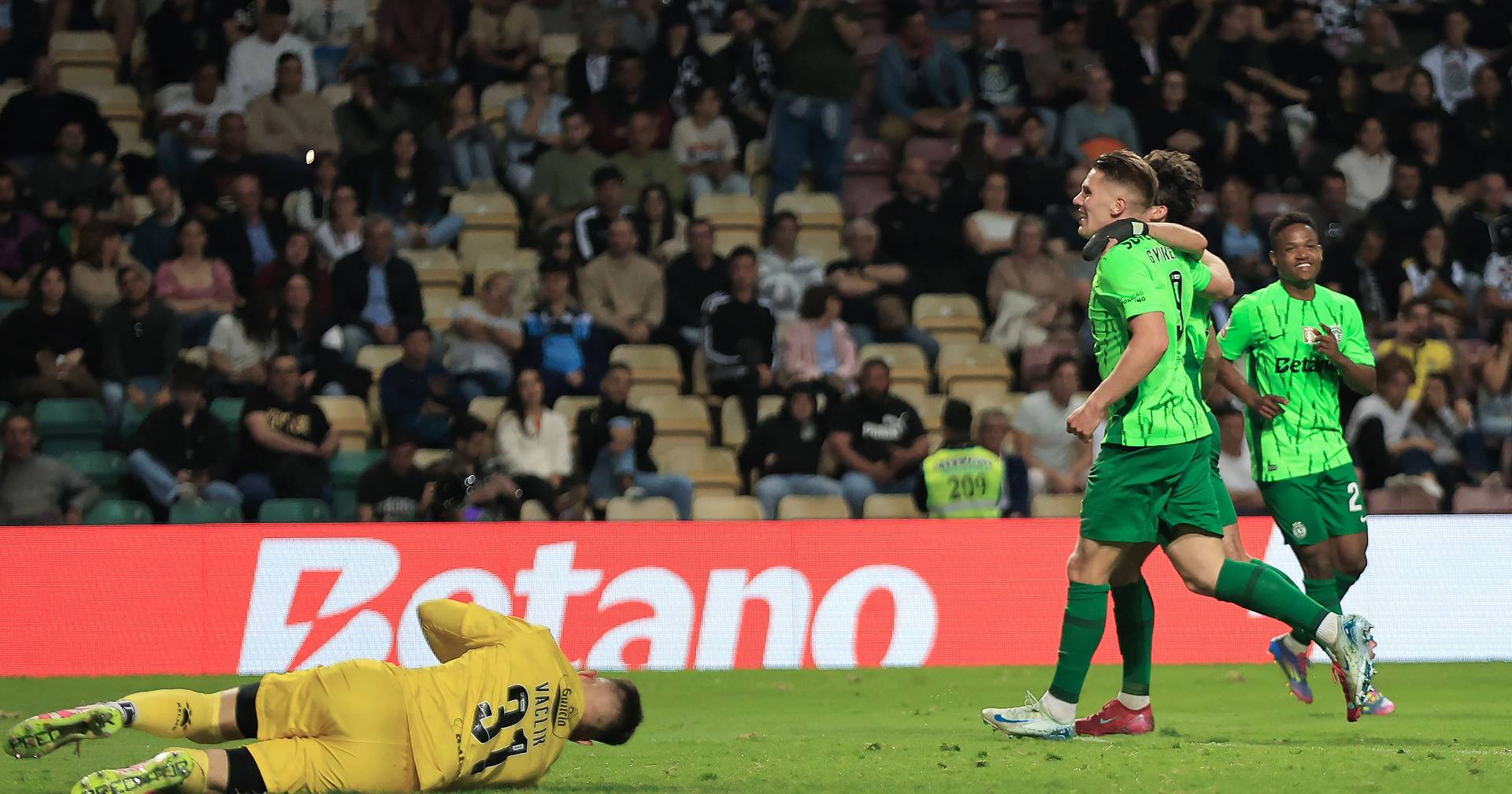 À boleia de Gyökeres, Sporting goleia Boavista e volta a assumir liderança do campeonato