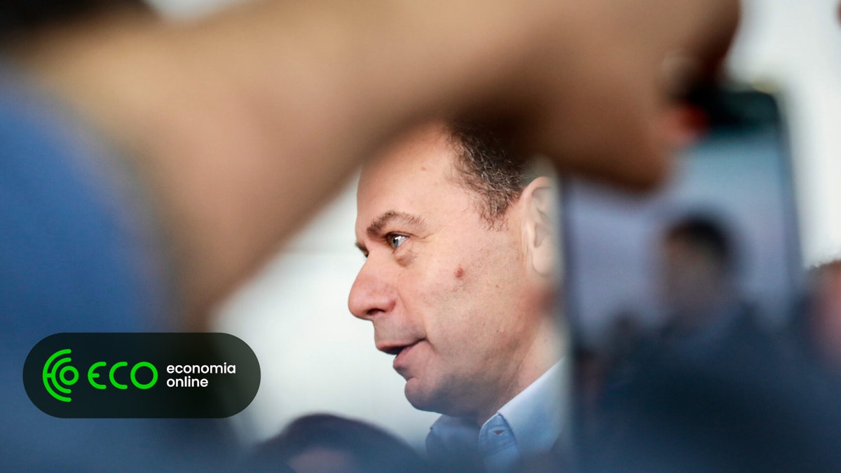 Ministério Público arquiva processo sobre declaração de rendimentos de Montenegro