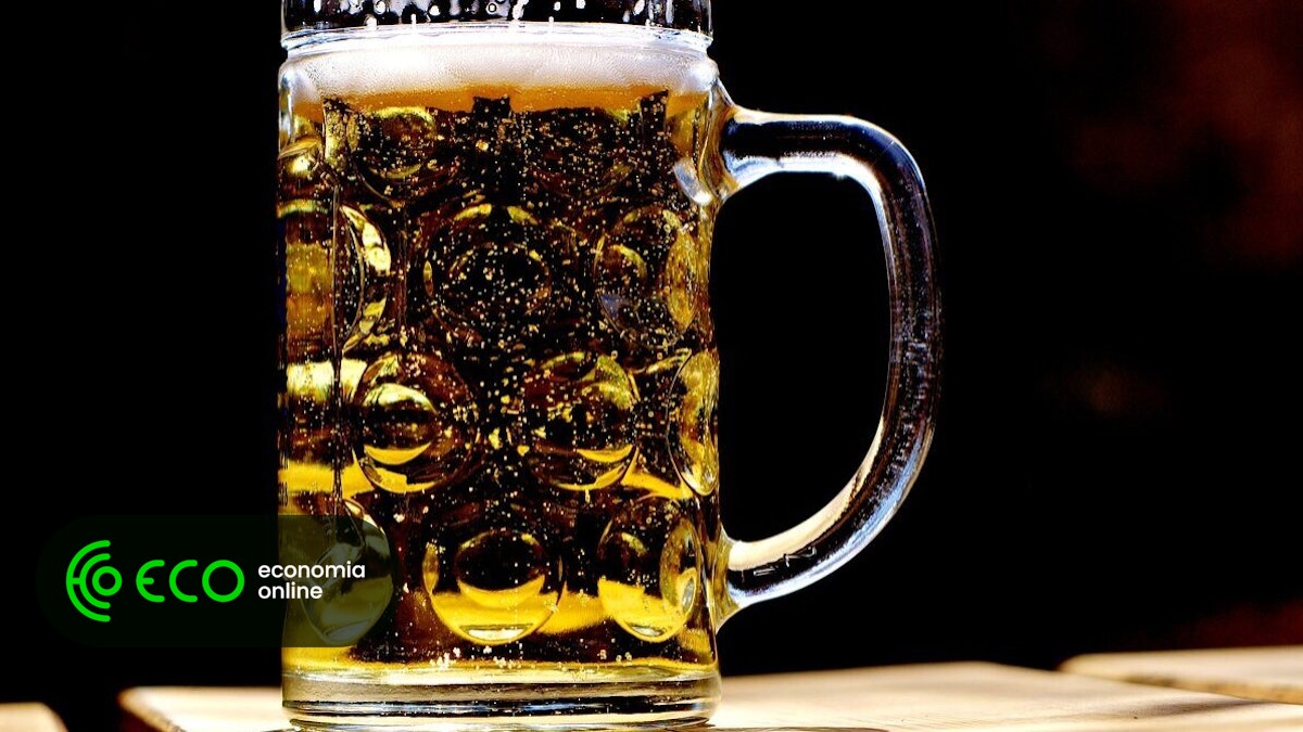 Trabalhadores da Sociedade Central de Cervejas em greve a 17 de abril