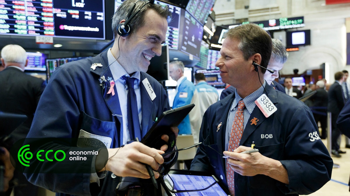Euforia em Wall Street com pausa nas tarifas. S&P teve maior ganho desde 2008