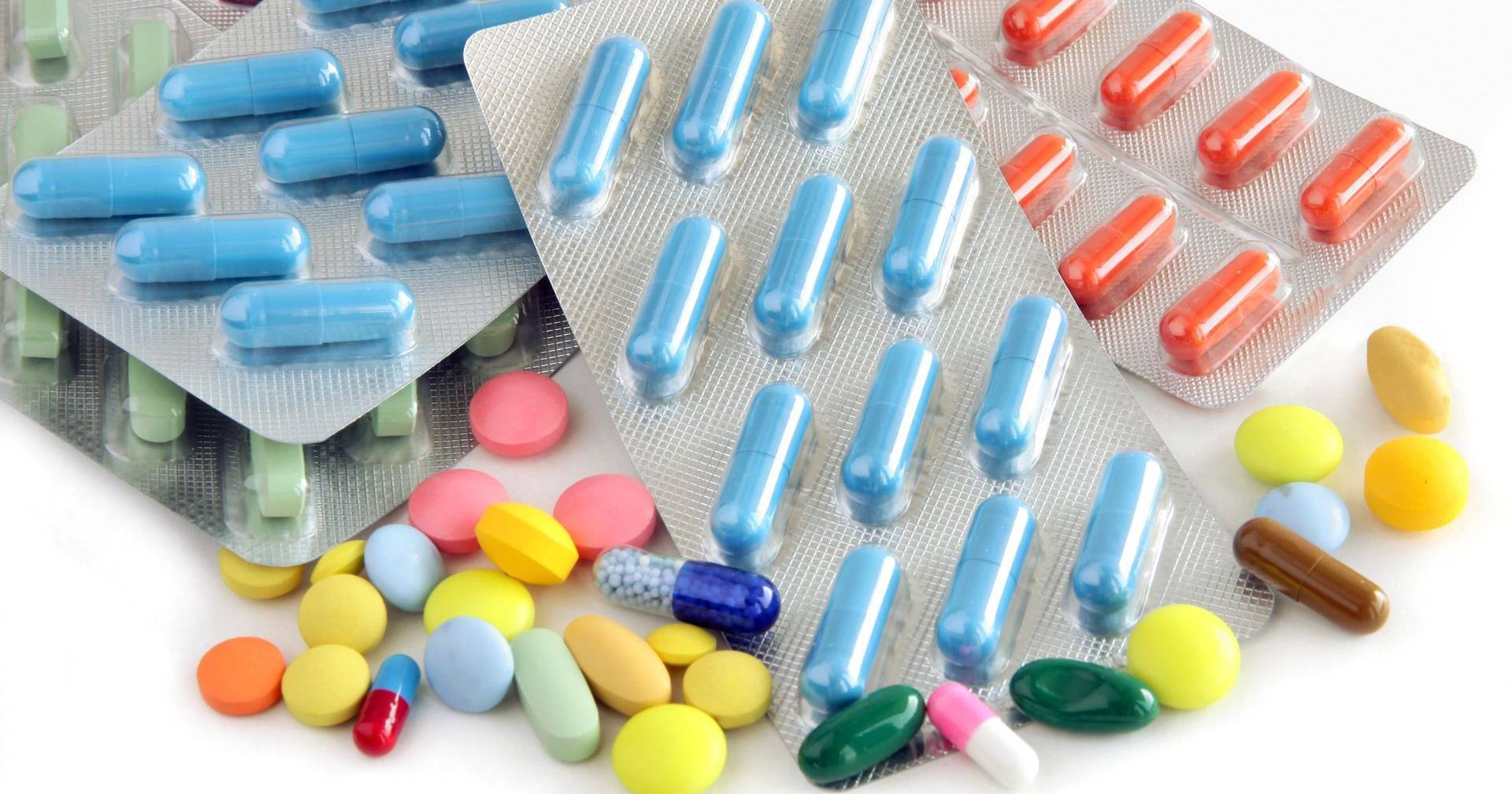 Ordem dos farmacêuticos alerta: se apagão fosse mais longo, fornecimento de medicamentos estaria em causa