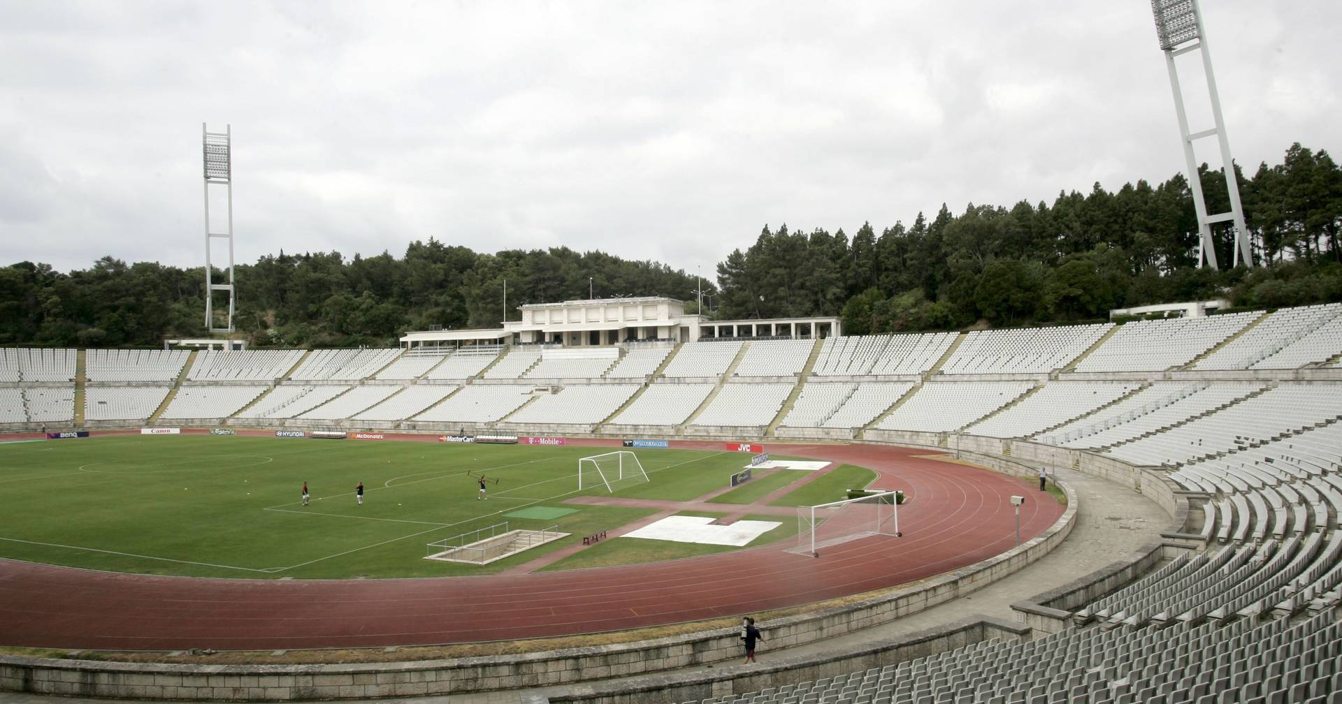Taça feminina: Benfica na busca de ‘triplete’, Torreense tenta fazer história