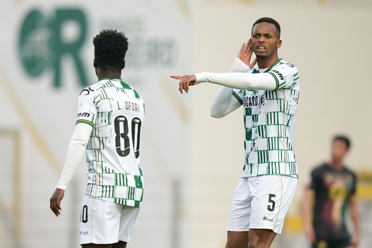 Mercado oficial: Sidnei Tavares deixa Moreirense e ruma ao Blackburn