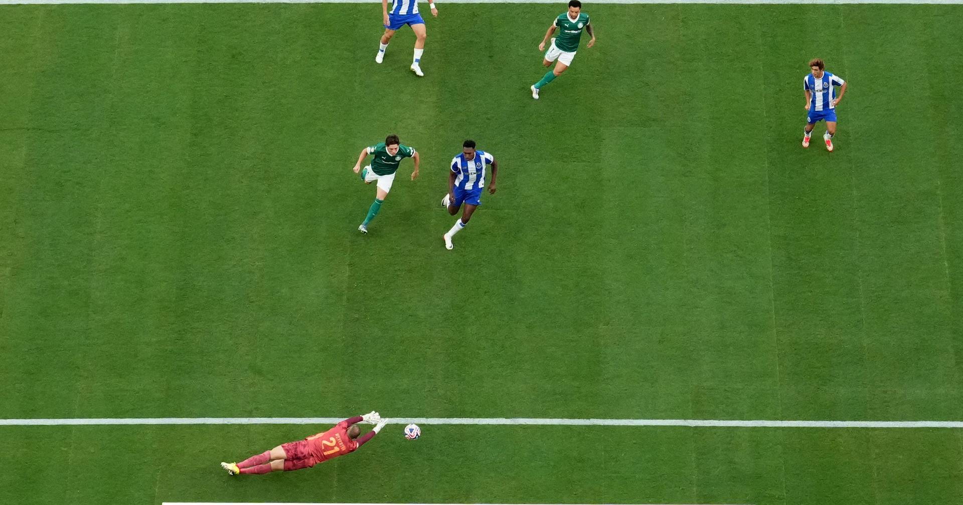 FC Porto empata com Palmeiras na estreia no Mundial de Clubes