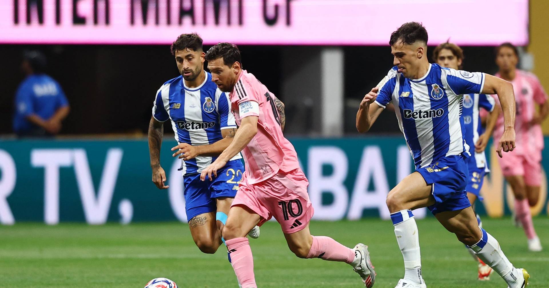 Messi conduz Inter Miami à vitória frente ao FC Porto no Mundial de Clubes