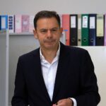 Redes sociais contribuem para a desinformação ou democratização da informação?