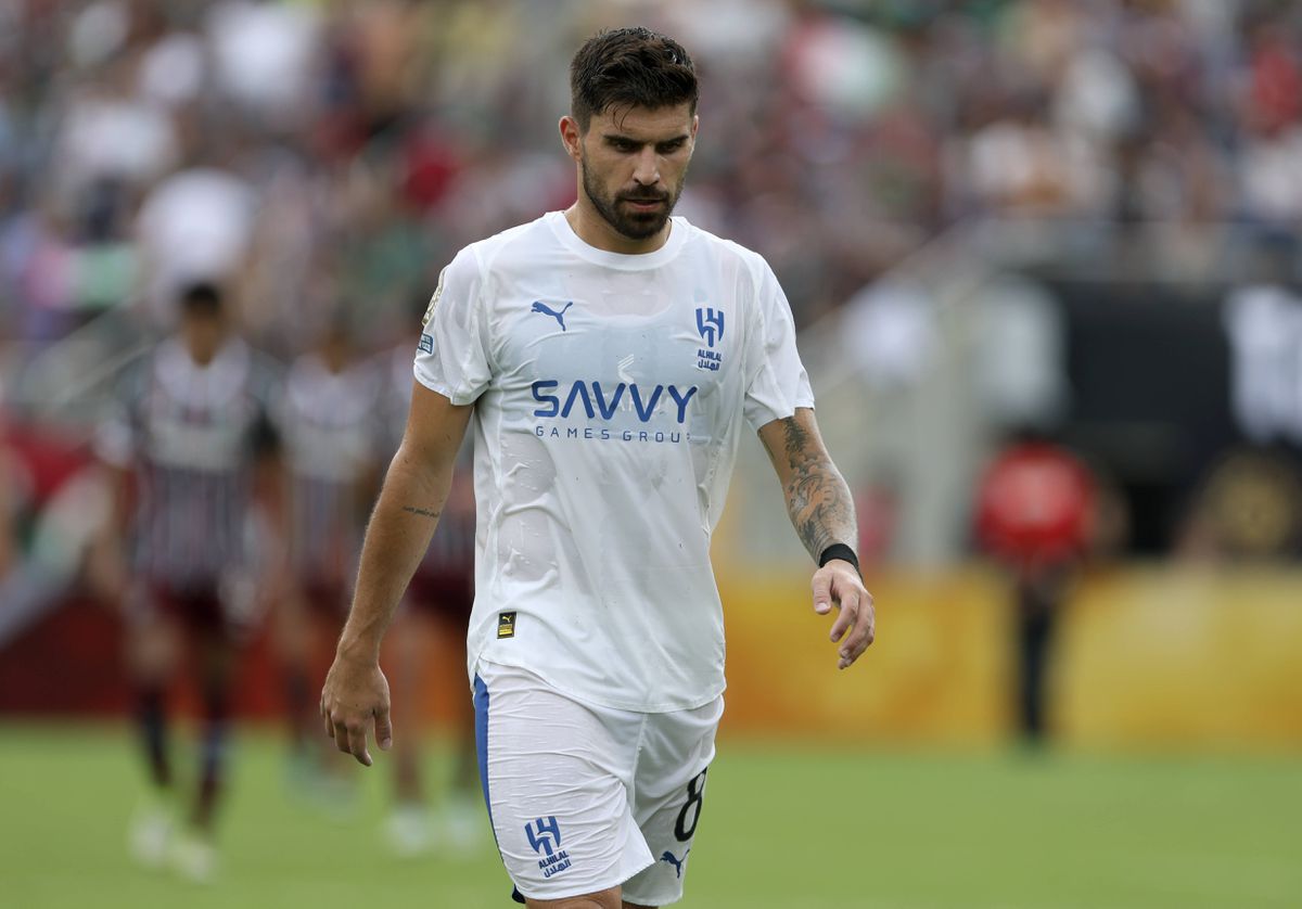 Rúben Neves e Cancelo partem já para o funeral de Diogo Jota