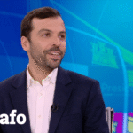 United derrotado em casa pelo Everton em jogo com expulsão inusitada