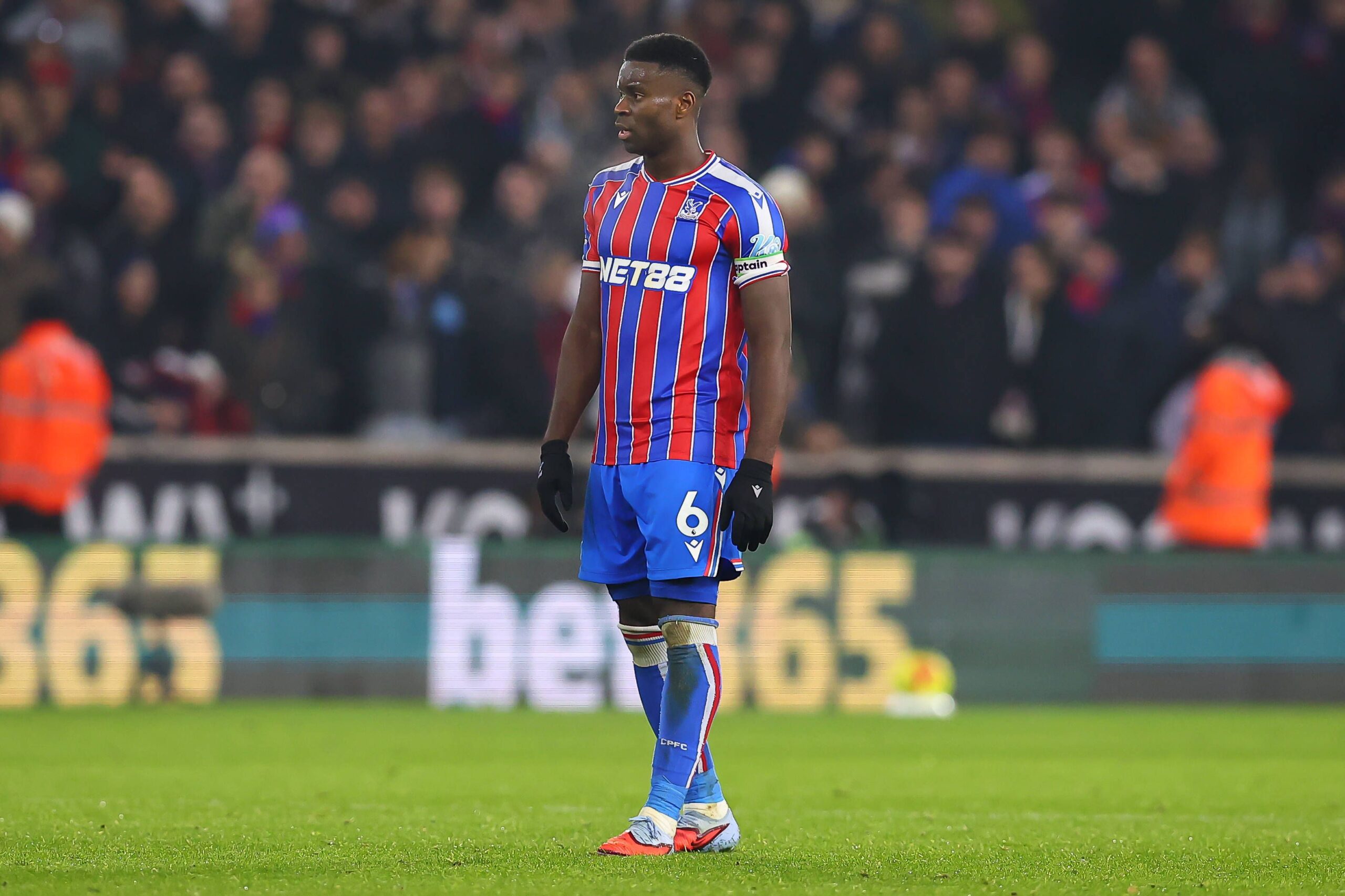 há outro gigante espanhol de olho em Marc Guéhi