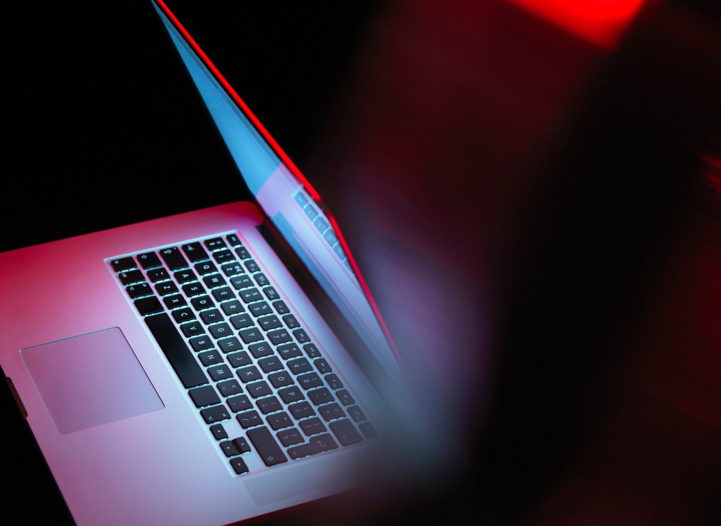 Sumarização de notícias por IA pode estar a impactar jornais