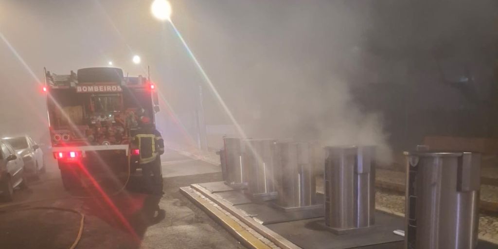 Incêndio em contentor em Vila Viçosa causado por cinzas leva a apelo dos bombeiros e da autarquia